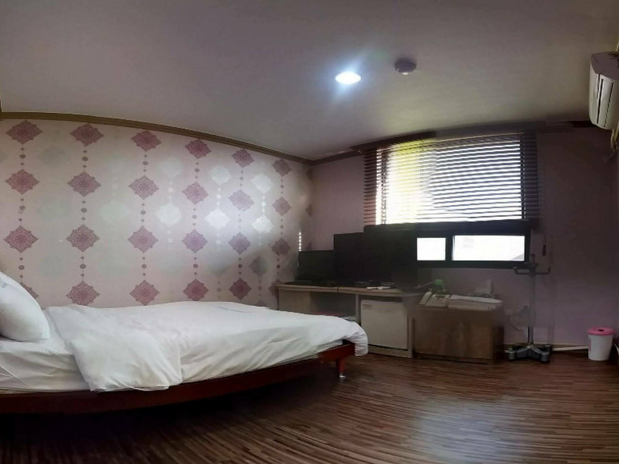 Queen Motel Andong Dış mekan fotoğraf